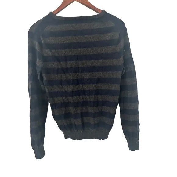 J. Crew Mens V-Neck Merino Wool Size Medium - Picture 3 of 3